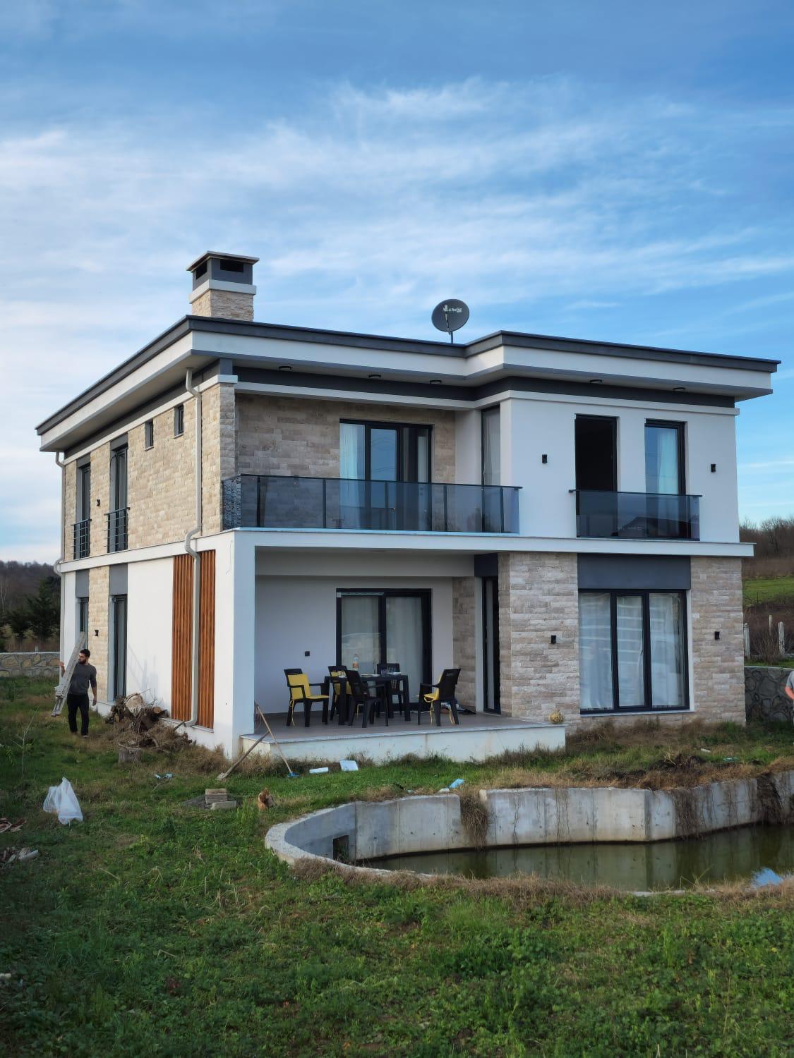 Villa 2
